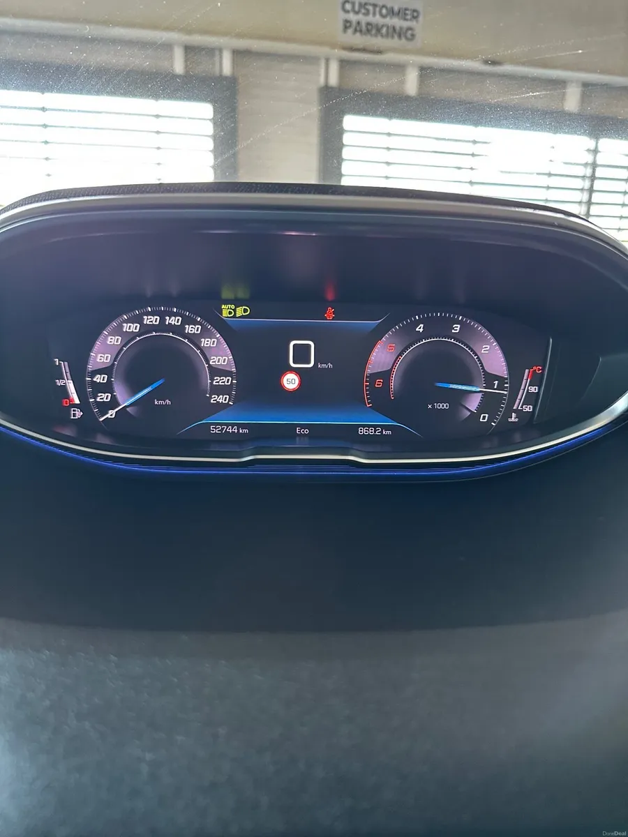 Peugeot 3008 2023 - Image 3
