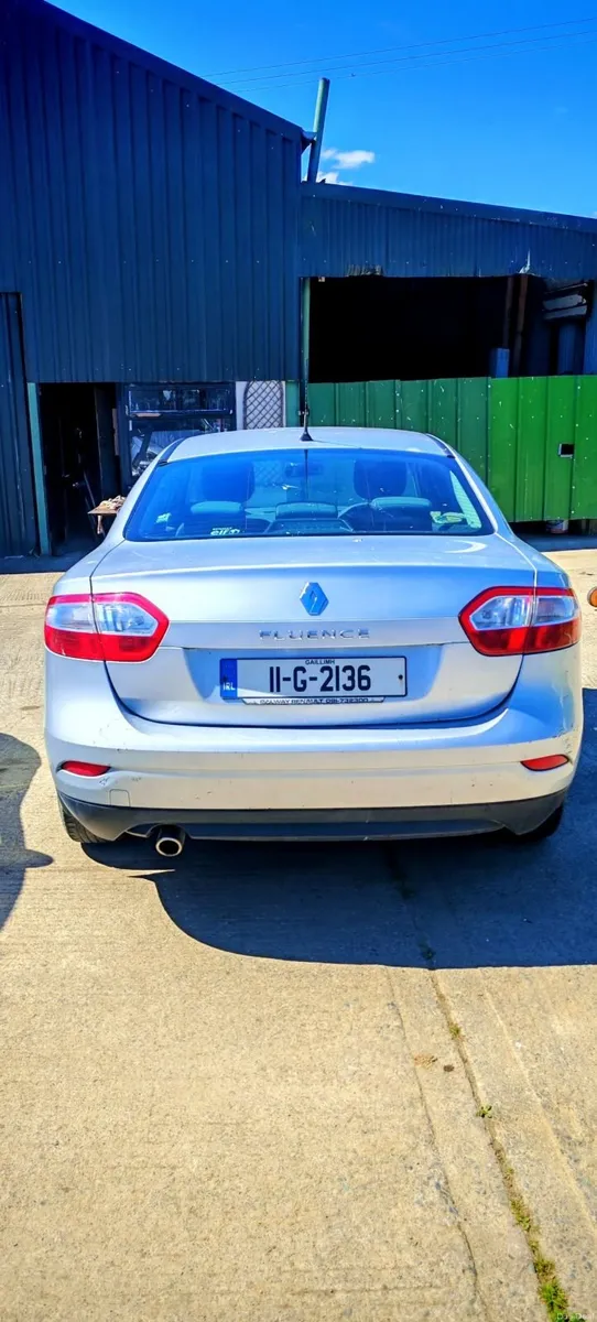 Renault Fluence 2011 - Image 4