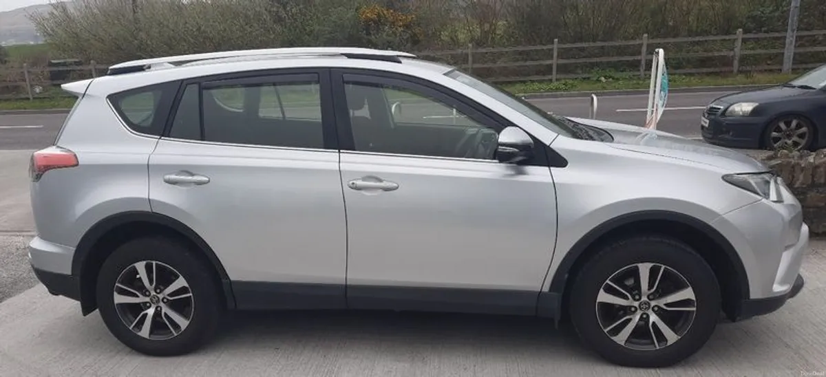 2016 Toyota RAV4 188k - Image 2