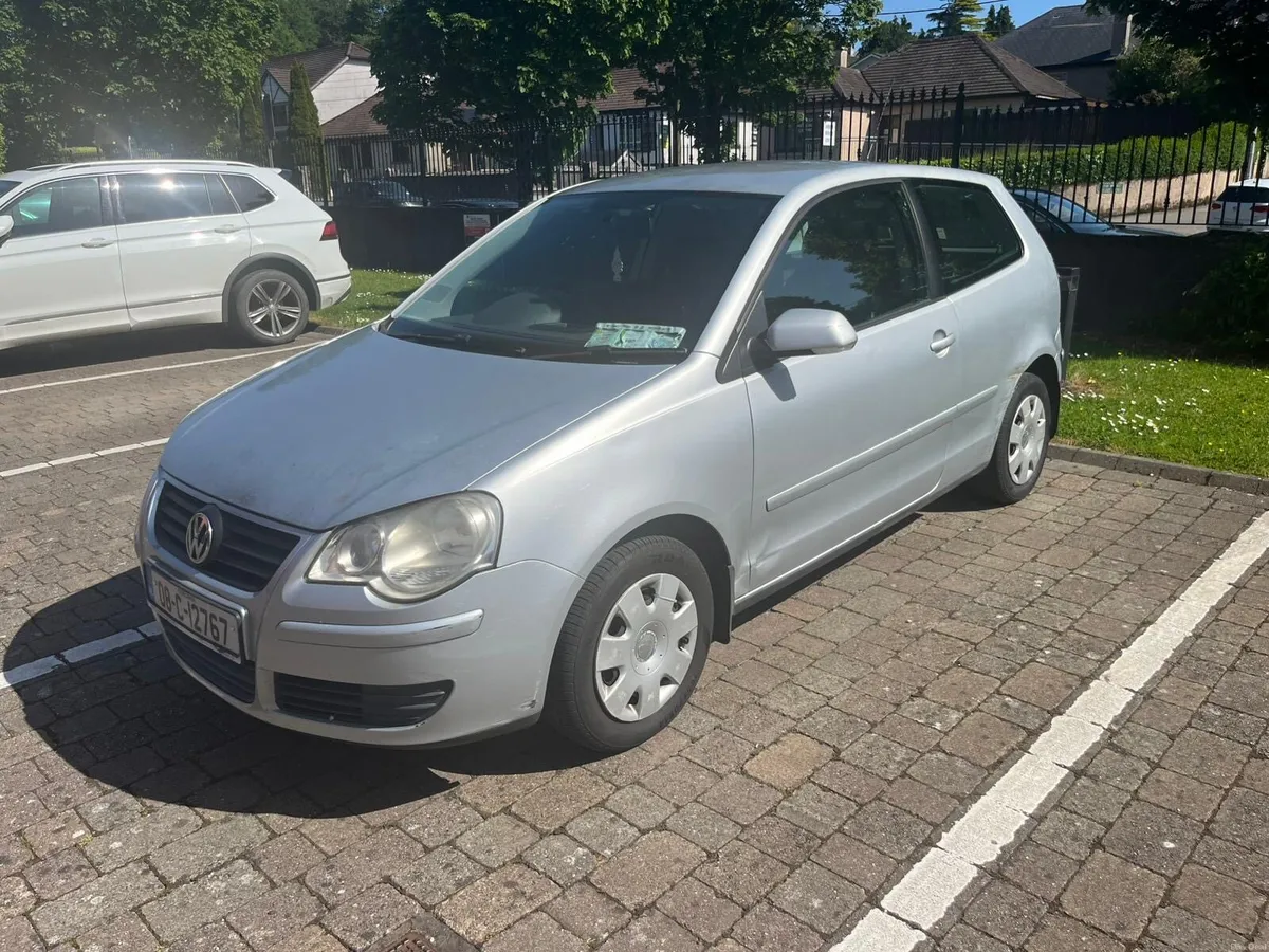 Volkswagen polo - Image 2