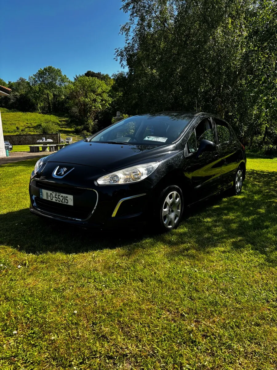 Peugeot 308 - Image 2
