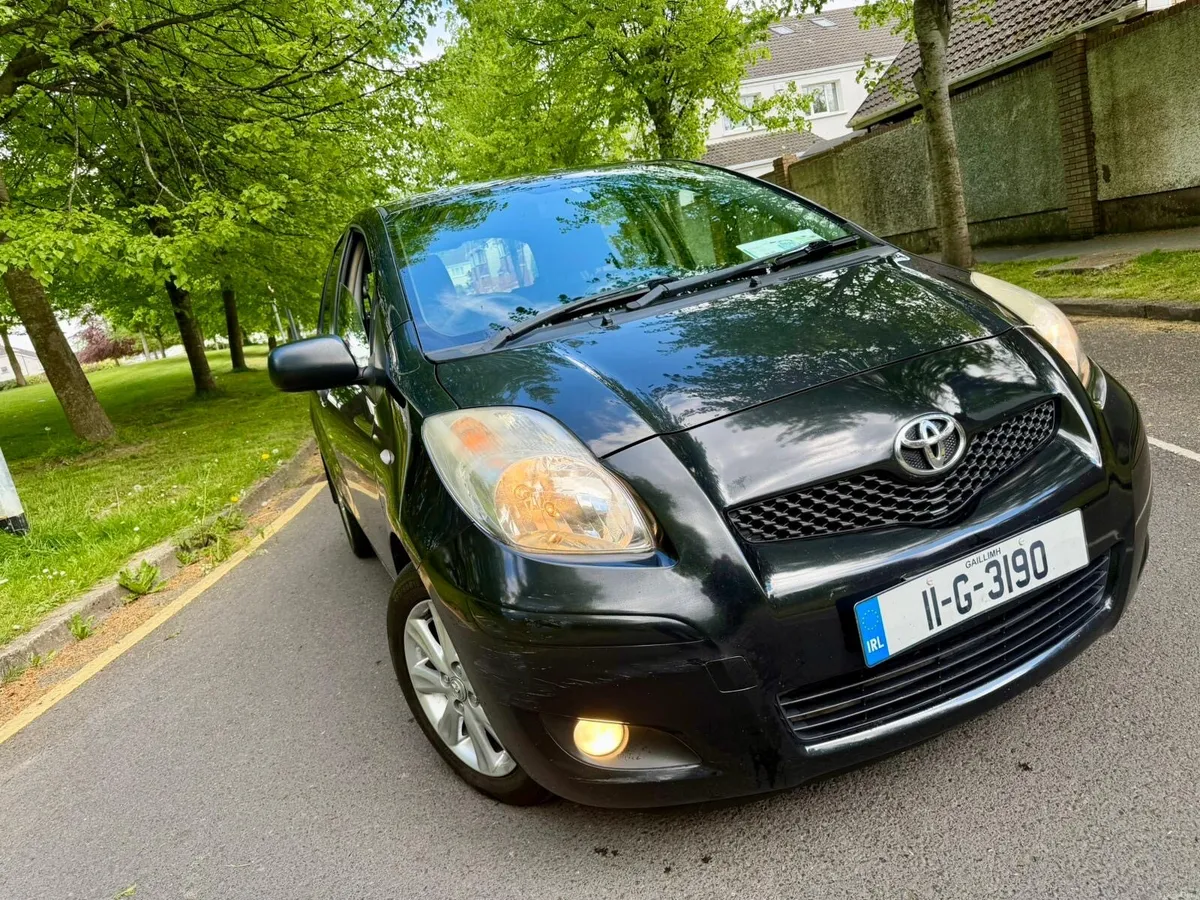 🚗 Toyota Yaris 1.4 D-4D Sport - Image 4