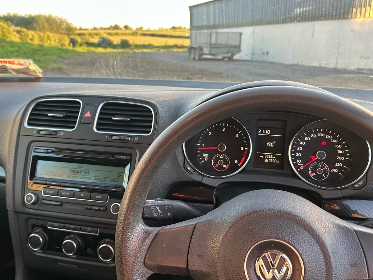 Vw golf - Image 4