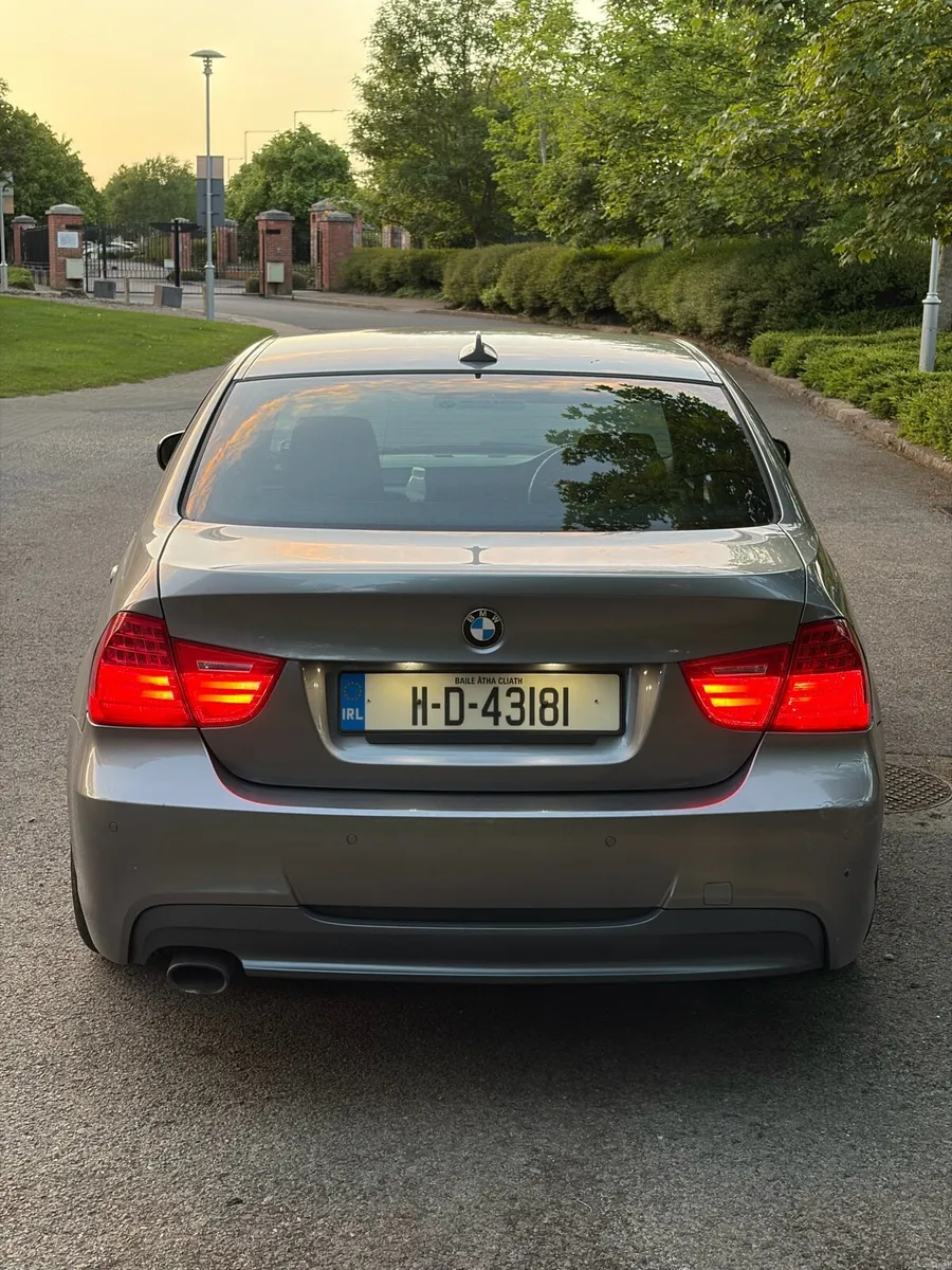 AUTOMATIC BMW 318D FACTORY M-SPORT ! - Image 2