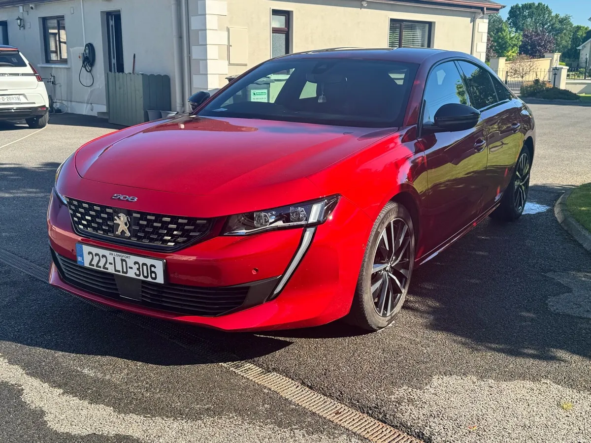 Car - Image 1