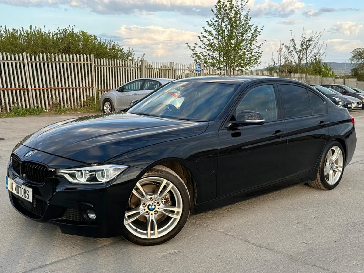 BMW 3-Series 2.0L Automatic Petrol Plug-in-Petrol - Image 3