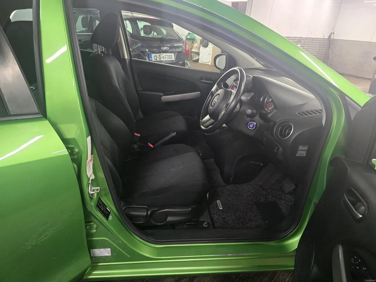 2012 Mazda Demio - Image 4
