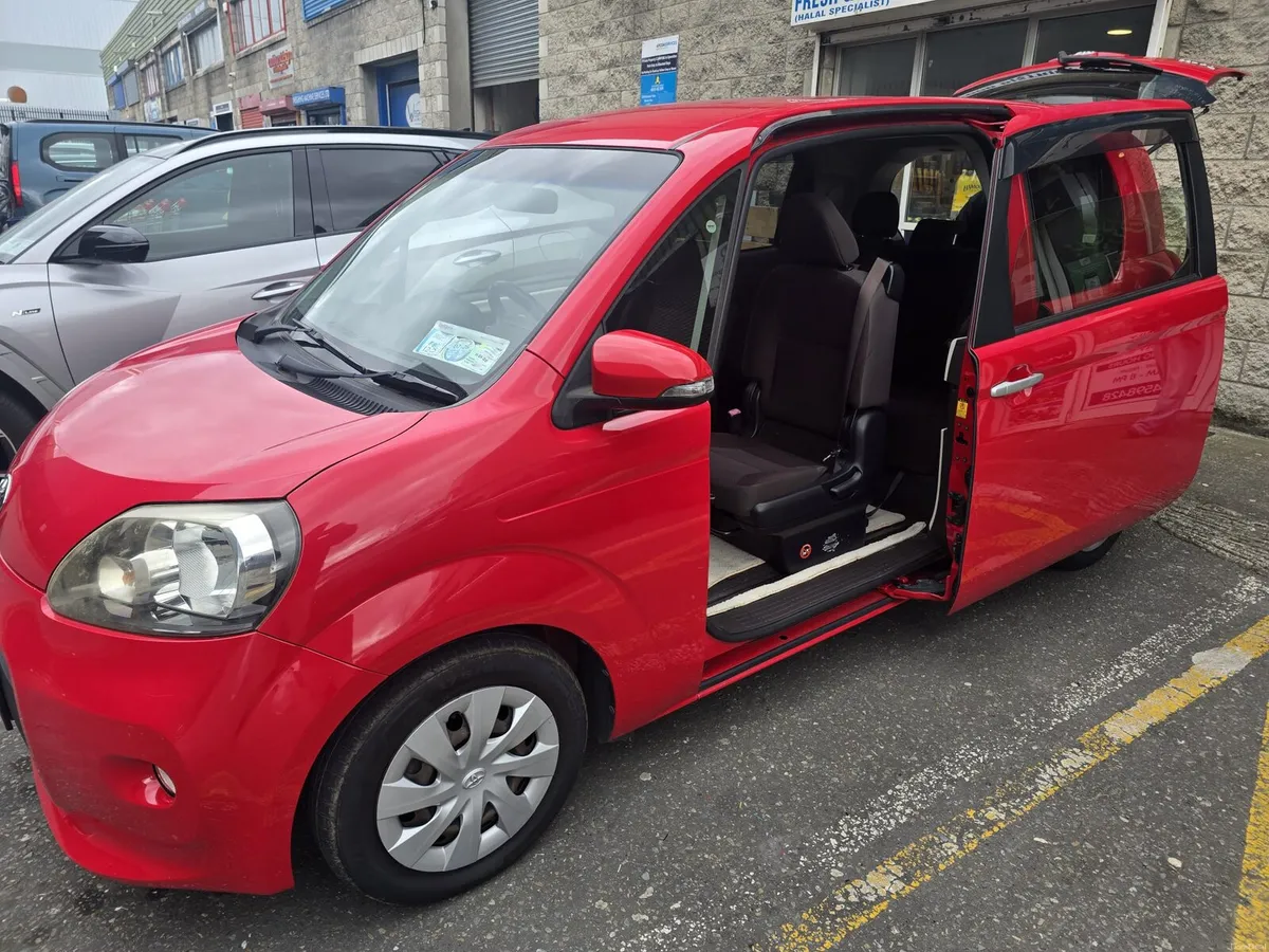 2014 Toyota Porte 1.5 automatic - Image 6