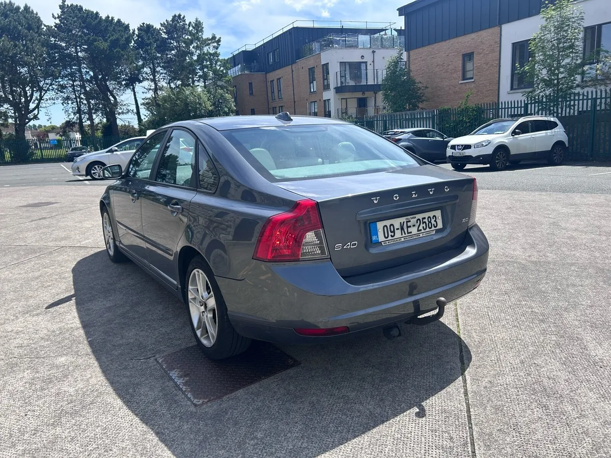 VOLVO S40 TAX&TEST - Image 3
