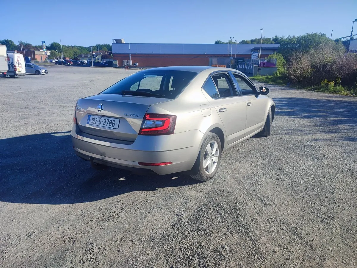 Skoda Octavia 2018 AMBITION - Image 2