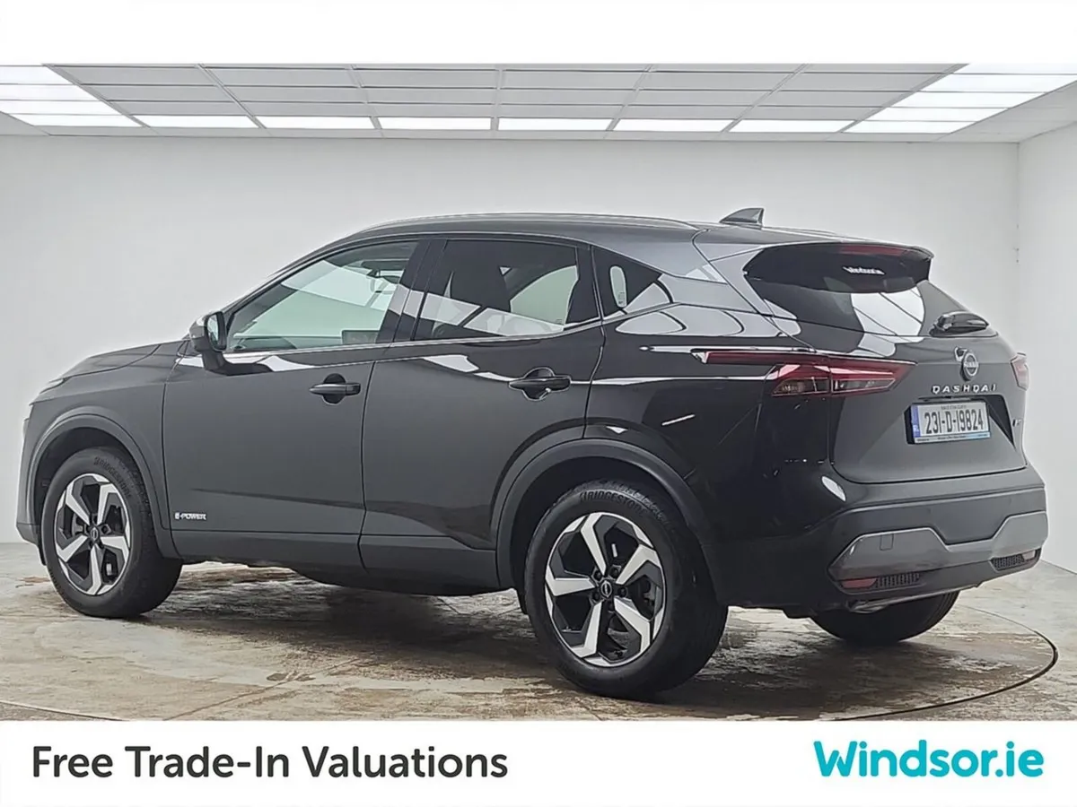 Nissan Qashqai ePOWER QASHQAI SV PREMIUM 2/Tone - Image 4