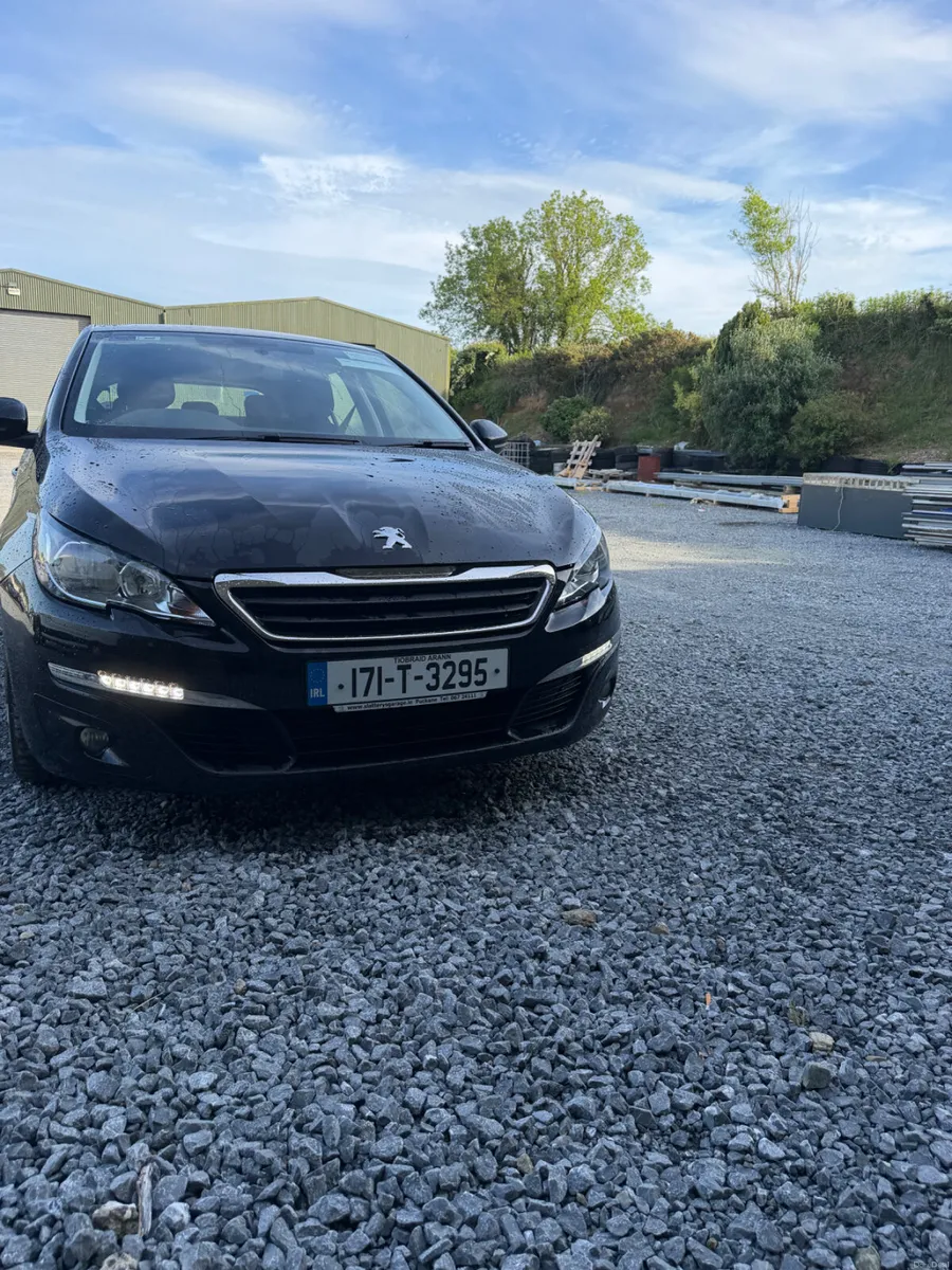 Peugeot 308 2017 - Image 2