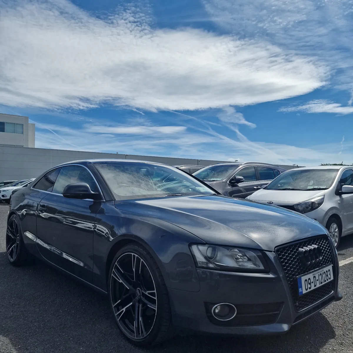 Audi A5 2009 Automatic 2.7 d V6 - Image 3