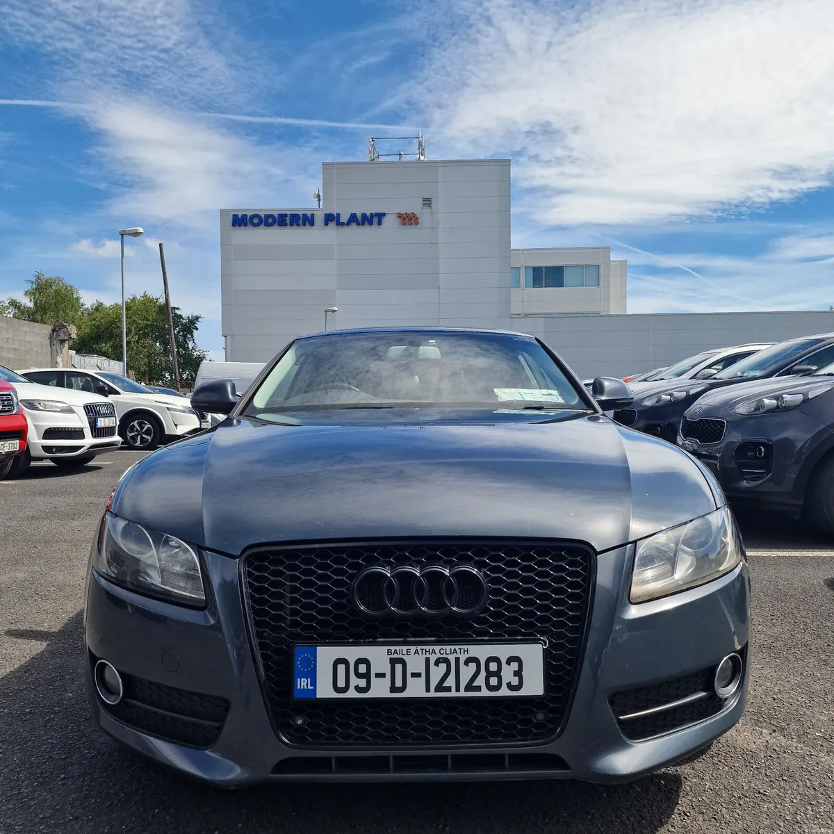 Audi A5 2009 Automatic 2.7 d V6 - Image 2