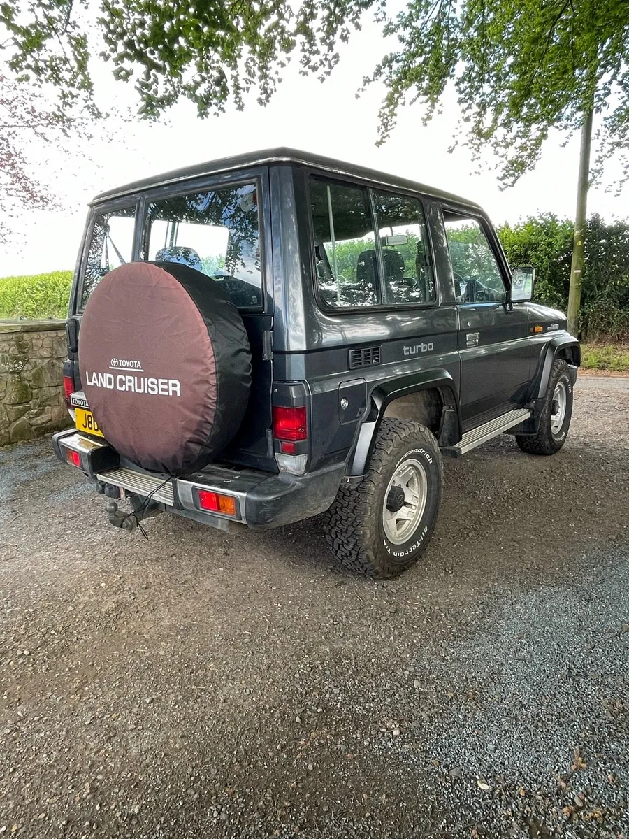 1992 toyota landcruiser 70 vx 2.4td manual - Image 3