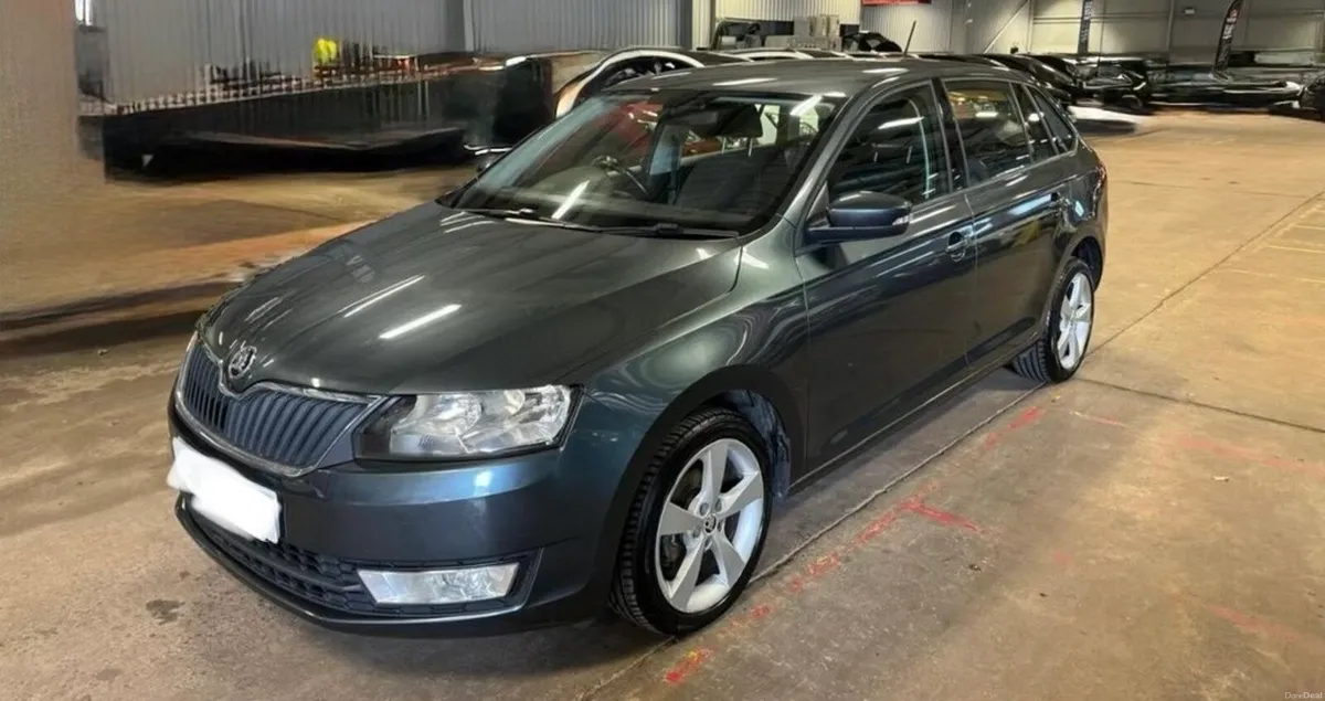 2015 Skoda Rapid - Image 1