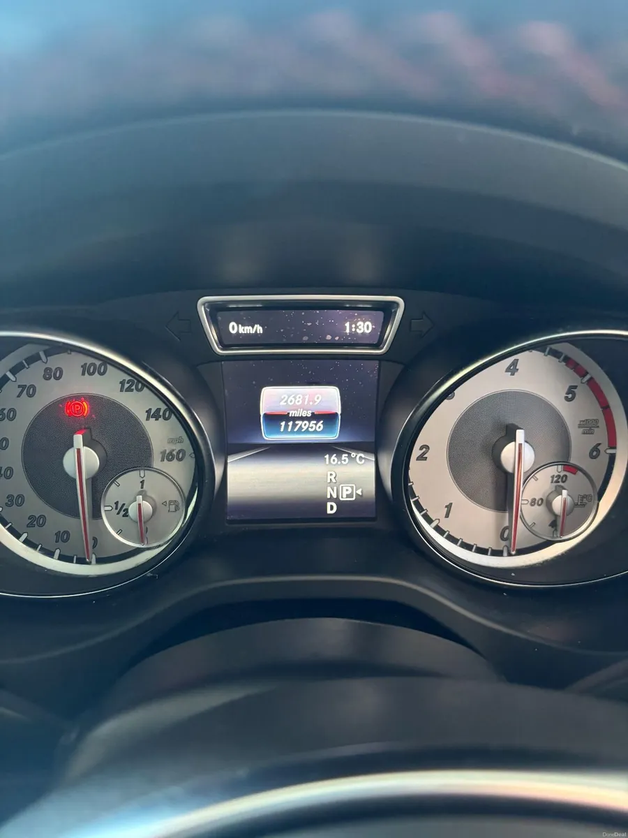 Mercedes-Benz CLA 2016 220d - For Repair - Image 3