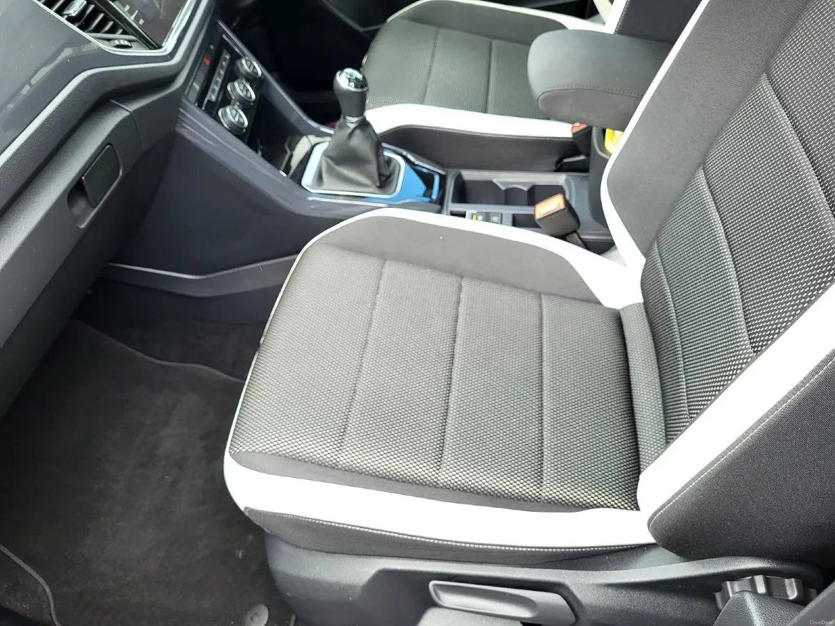 Volkswagen T-Roc 2019 - Image 4