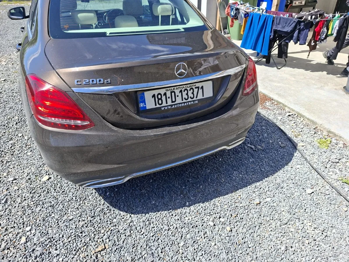 Mercedes-Benz C-Class 2018 - Image 4