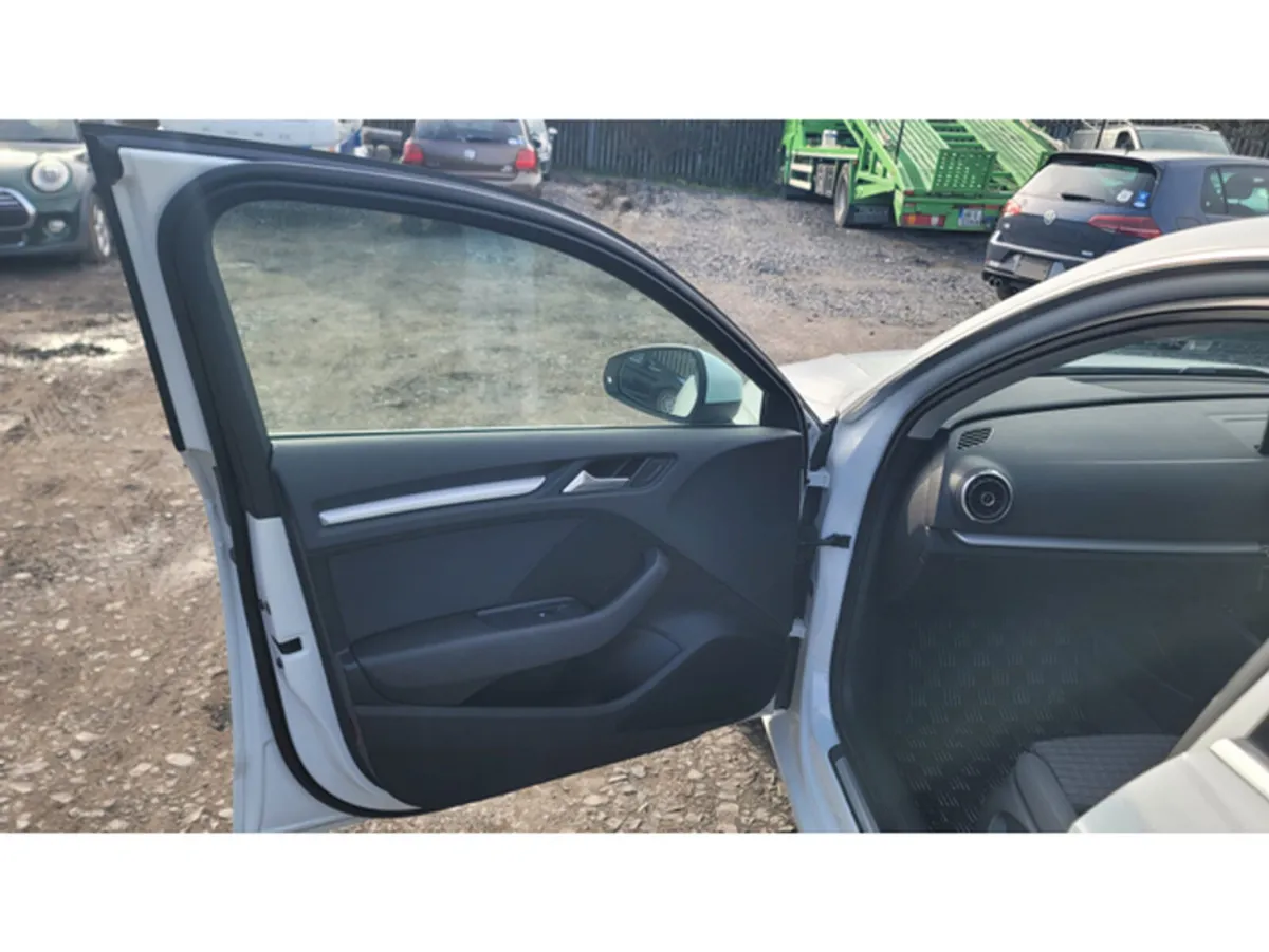 Audi A3 1.4 TFSI Automatic Petrol Low Mileage (J50 - Image 4