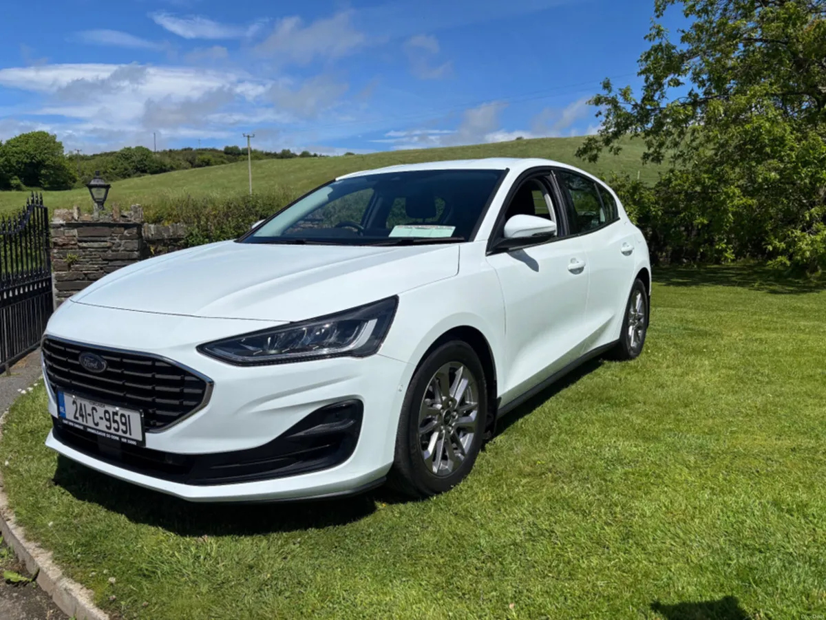 Ford Focus TITANIUM 5DR 1.0L 125 MHEV 6 - Image 2