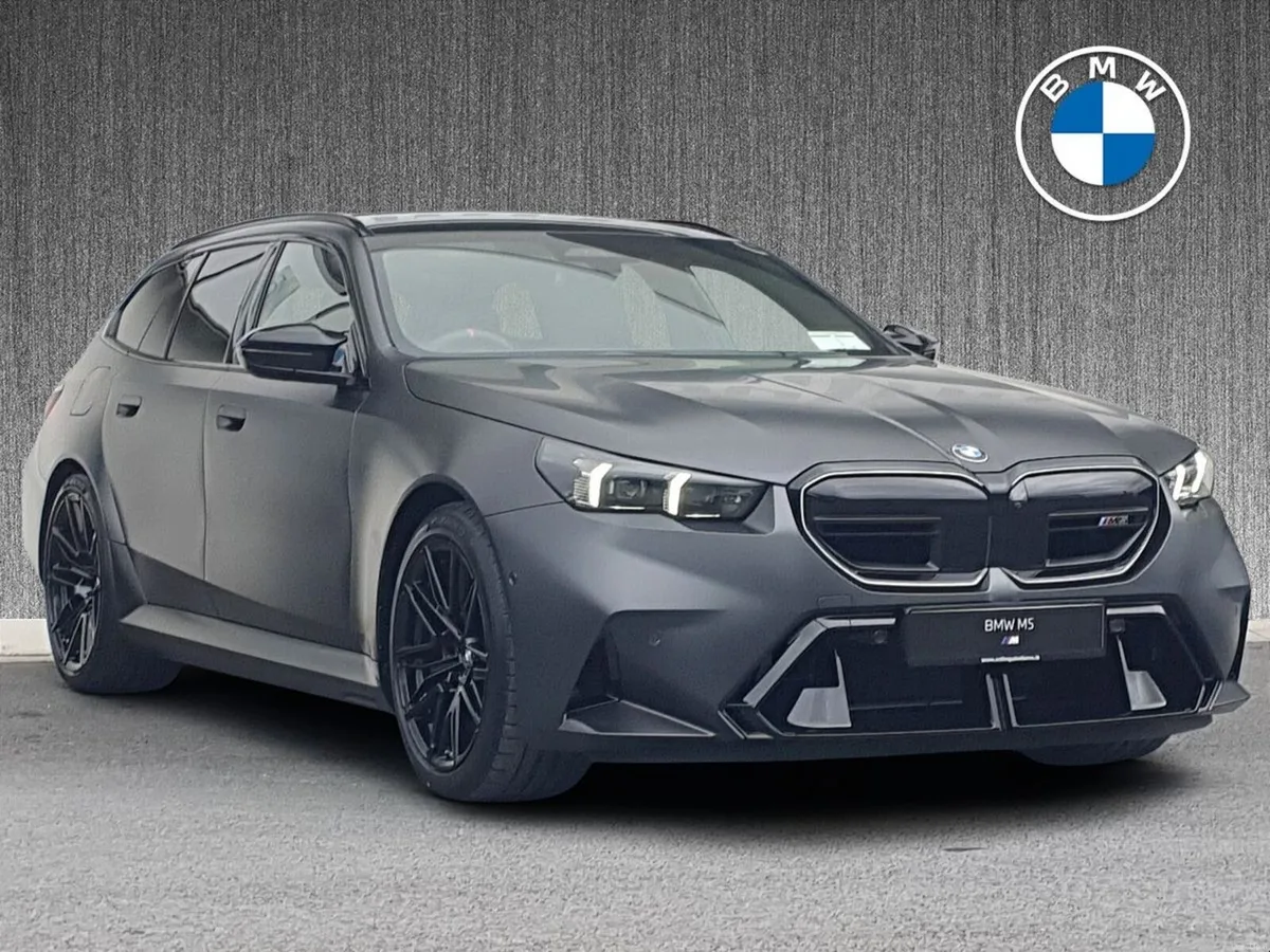 BMW M5 M5 Touring - Image 1