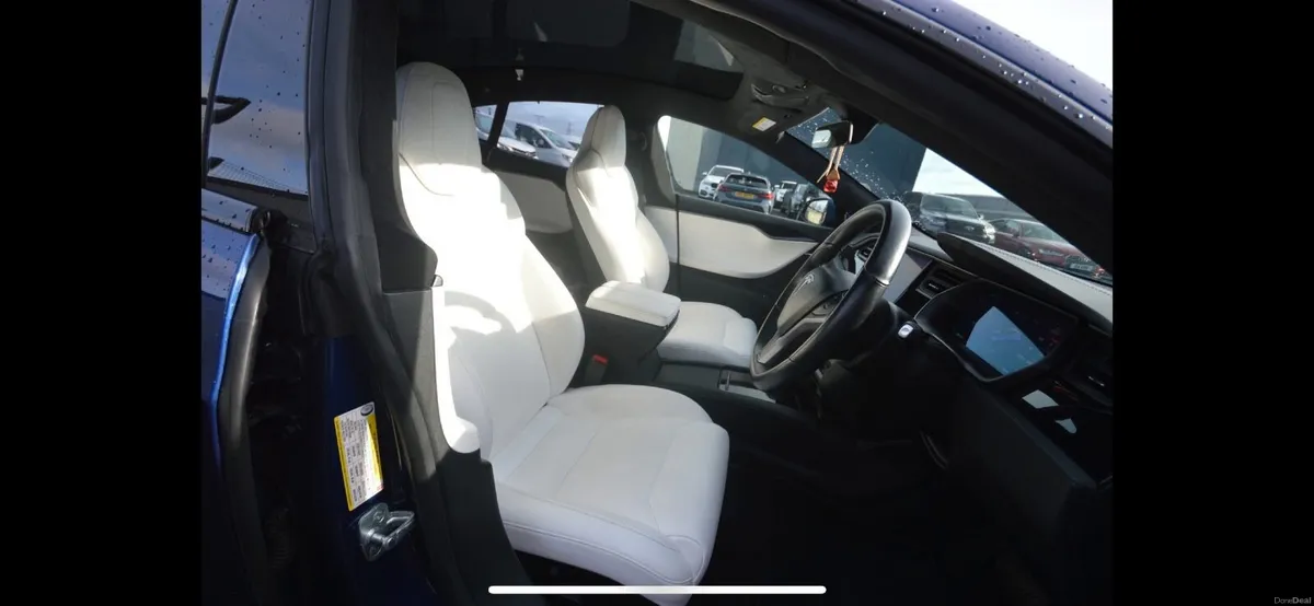 Tesla Model S 2019 long range raven - Image 4