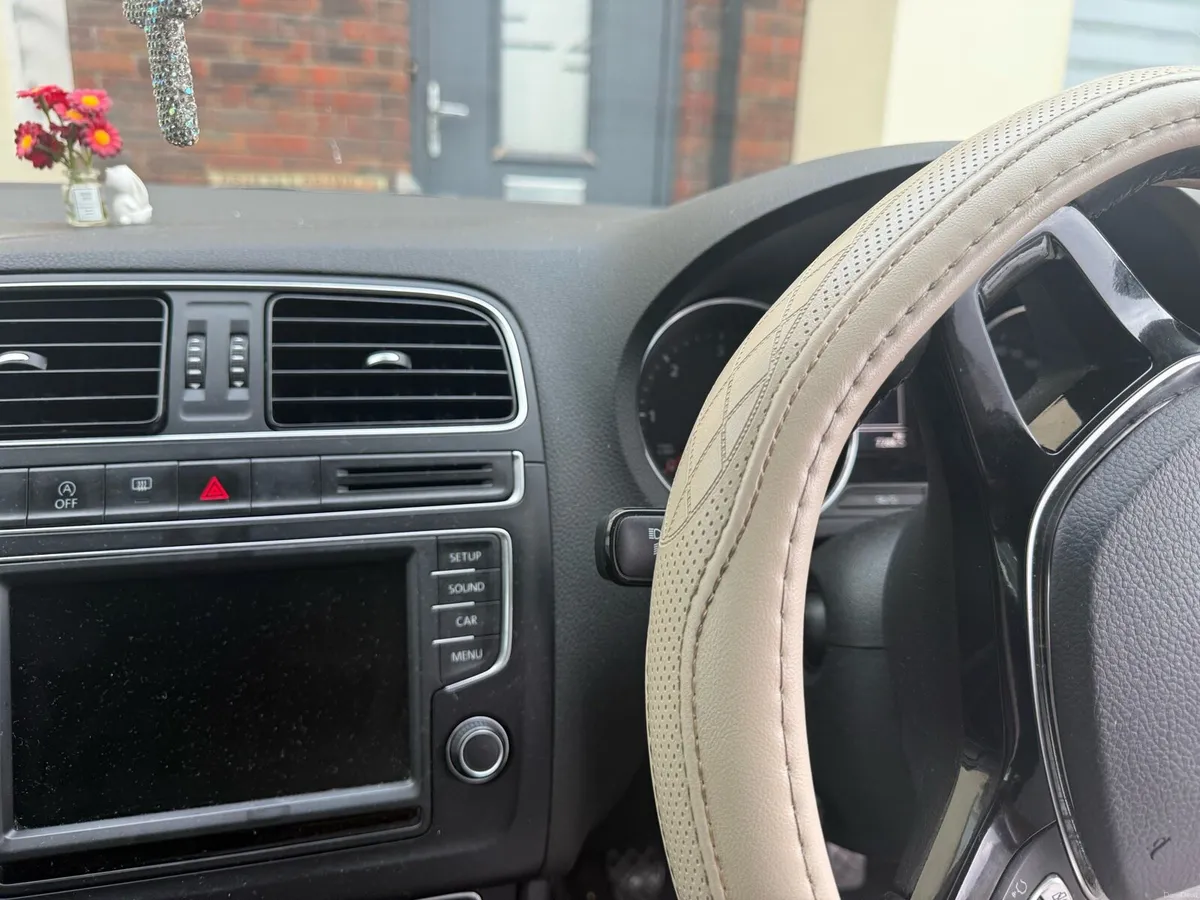2015 VW Polo 1.4 TDI Bluemotion - Image 3