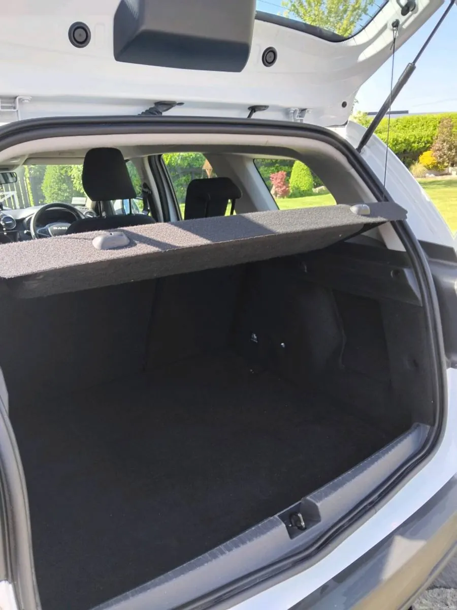 Dacia duster 231.4 new tyres + alloys. - Image 4