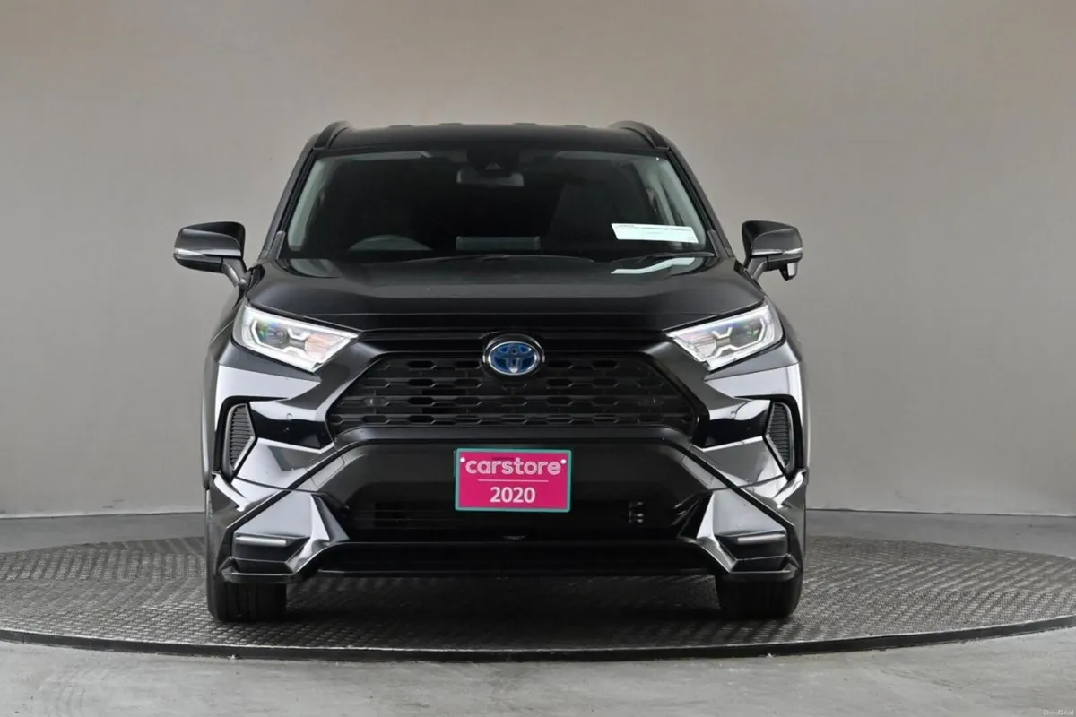 Toyota RAV4 2.5 PETROL HYBRID SOL **TRD BODY KIT** - Image 2