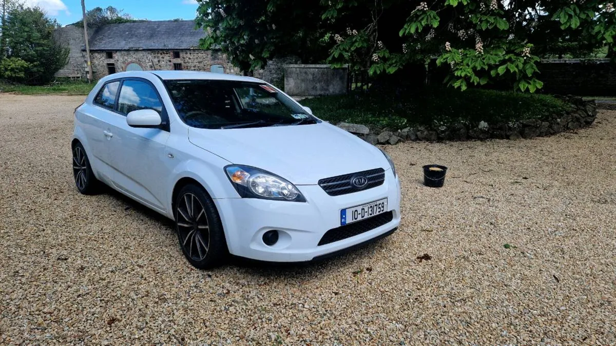 Kia Ceed 1.4L Petrol - Image 1