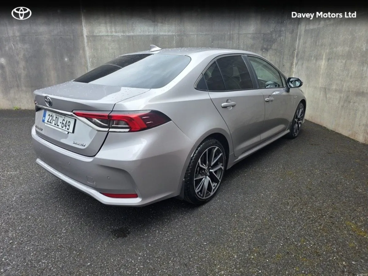 Toyota Corolla HYBRID SOL SAL SALOON 4DR - Image 2