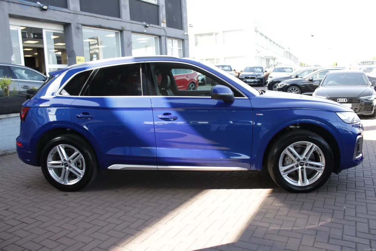 LOW MILEAGE STUNNING COLOUR QUATTRO S-LINE 5DR SUV - Image 3
