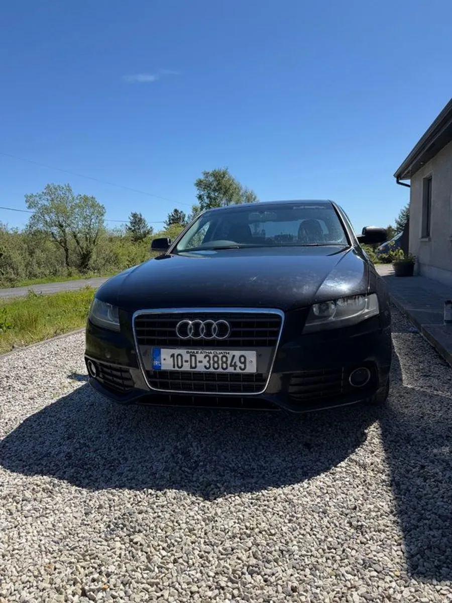 2010 Audi A4 - Image 2