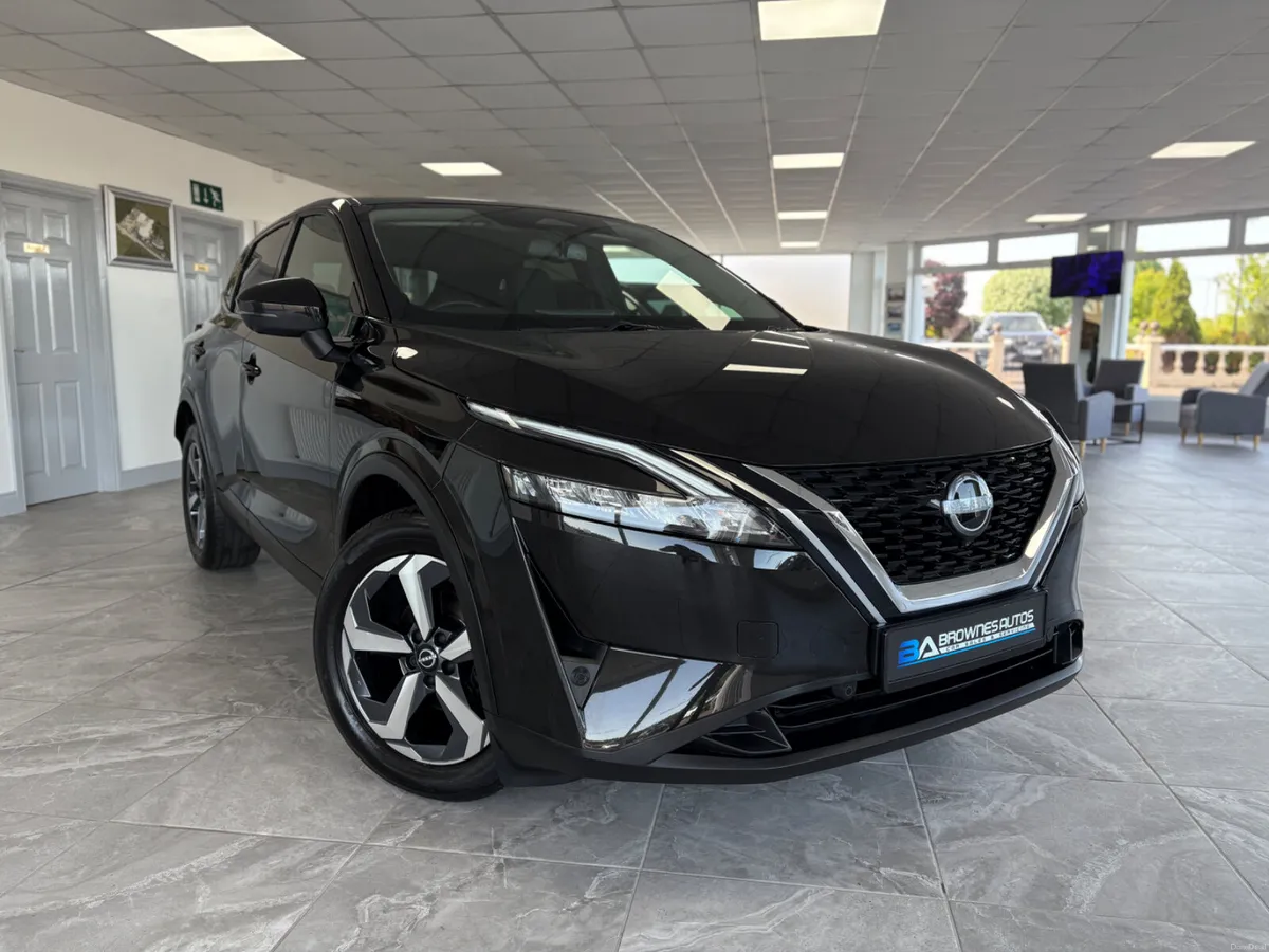 2023 Nissan Qashqai N-Connecta Automatic - Image 4