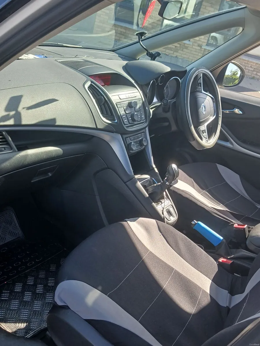 Opel Zafira 2017 - Image 3