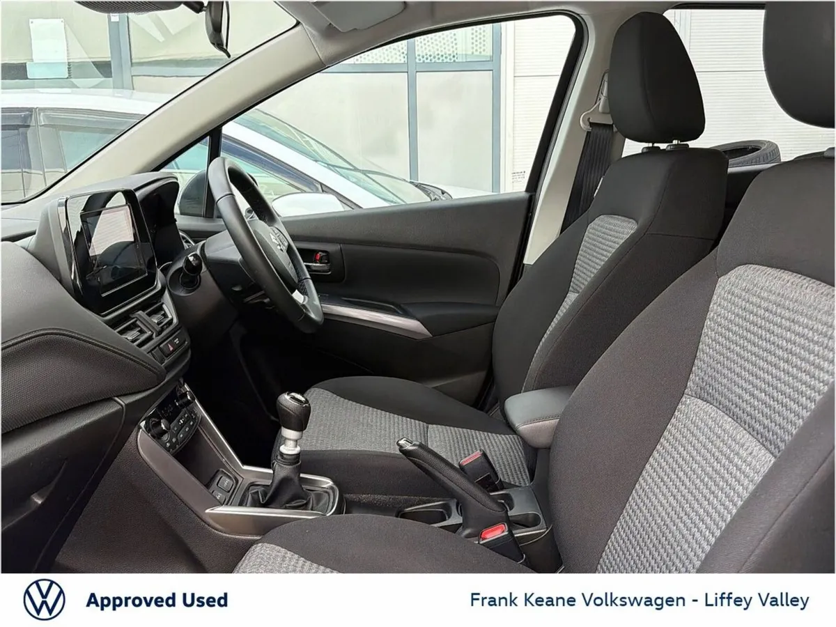Suzuki SX4 S-Cross 1.4 BOOSTERJET *BLACK* *ONE OWN - Image 4