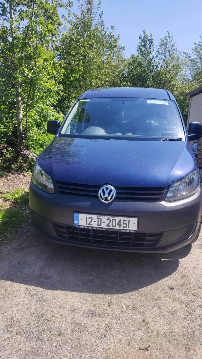 car - Image 1