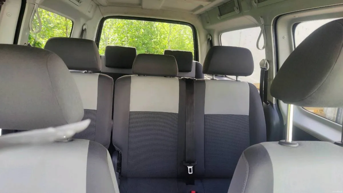 car - Image 4