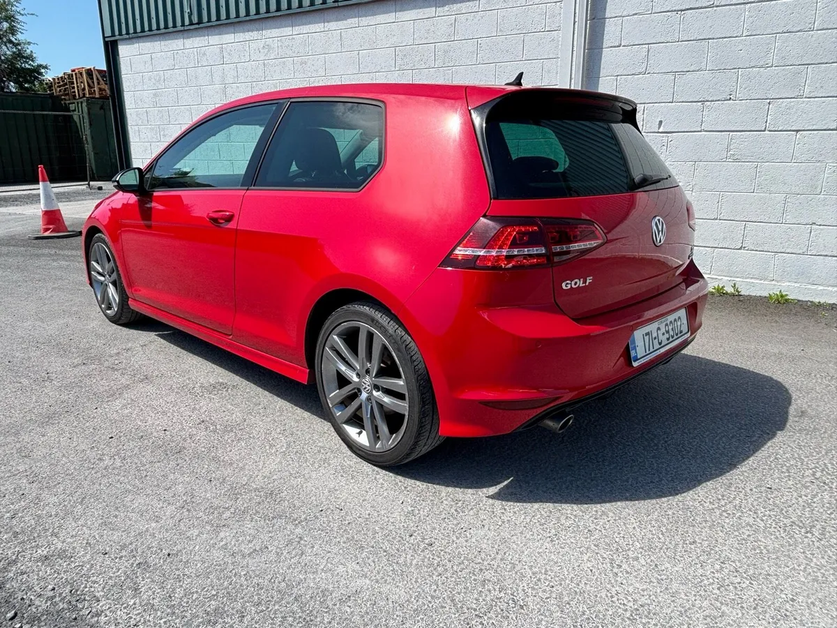 Volkswagen Golf R-Line - Image 5