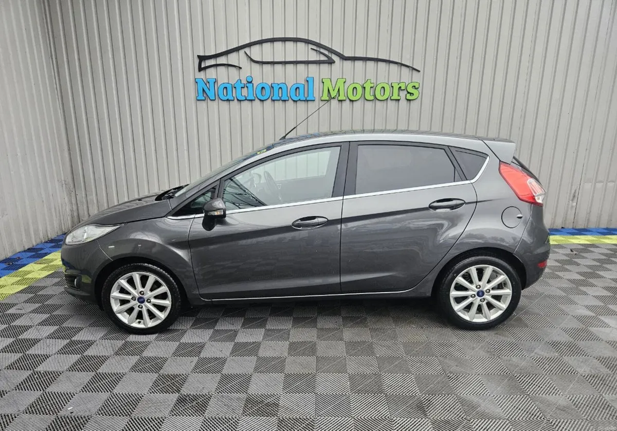 2016 Ford Fiesta TITANIUM 1.0 Petrol - Image 6