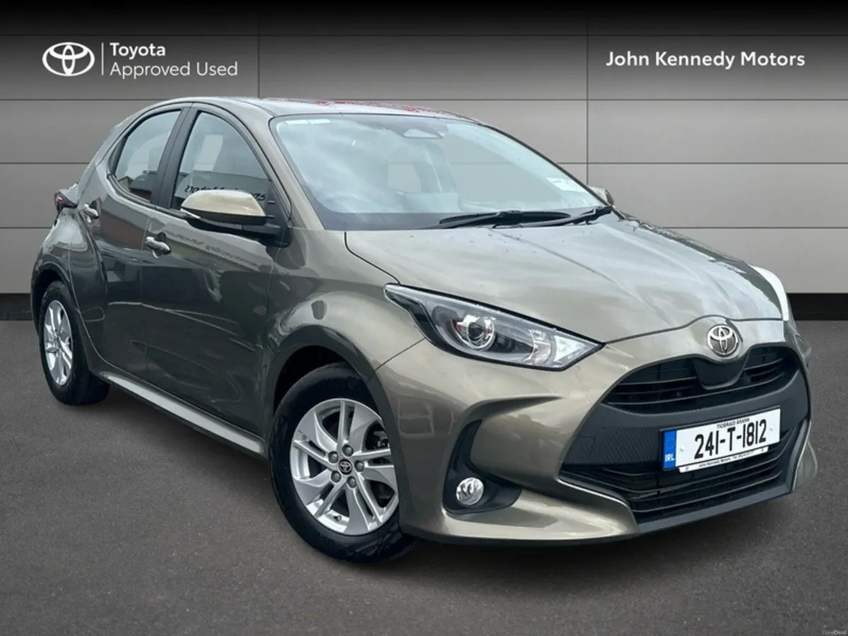 Toyota Yaris HYBRID 1.5 LUNA - Image 1