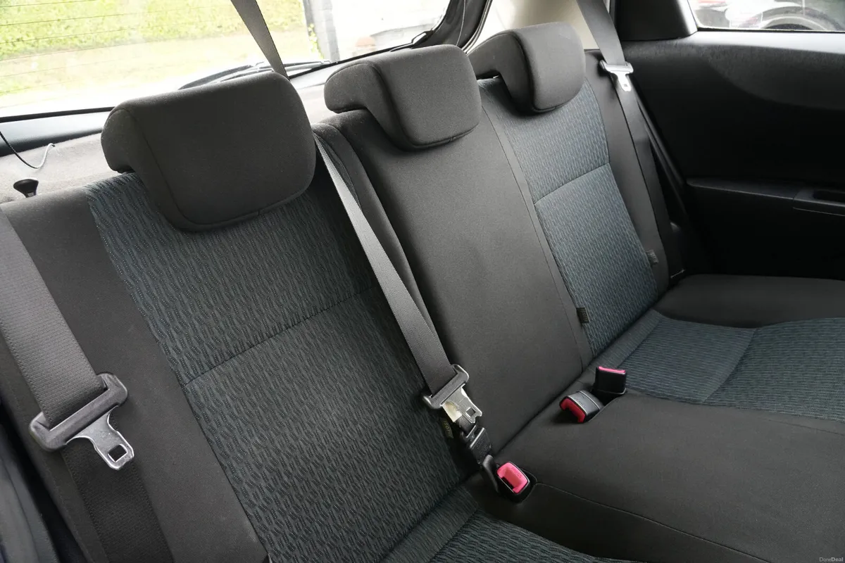 2012 Toyota Yaris 1.0 LUNA Petrol Manual *Low Kms* - Image 4