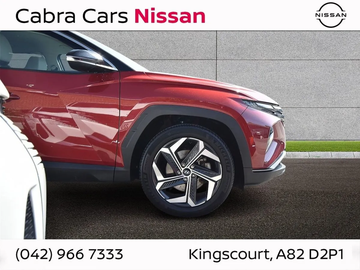 Hyundai Tucson 2WD Executive Plus HEV Auto 2 Tone - Image 6