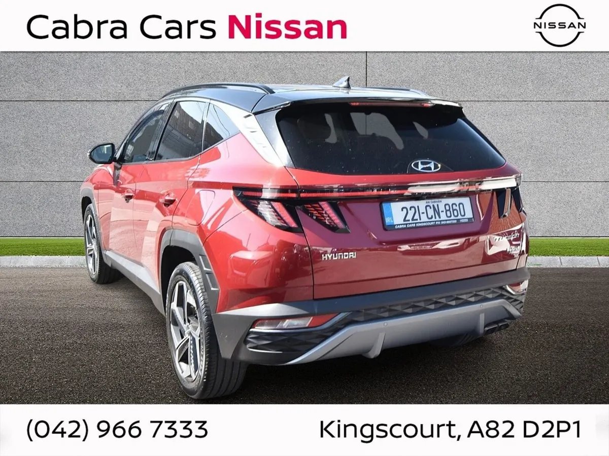 Hyundai Tucson 2WD Executive Plus HEV Auto 2 Tone - Image 4