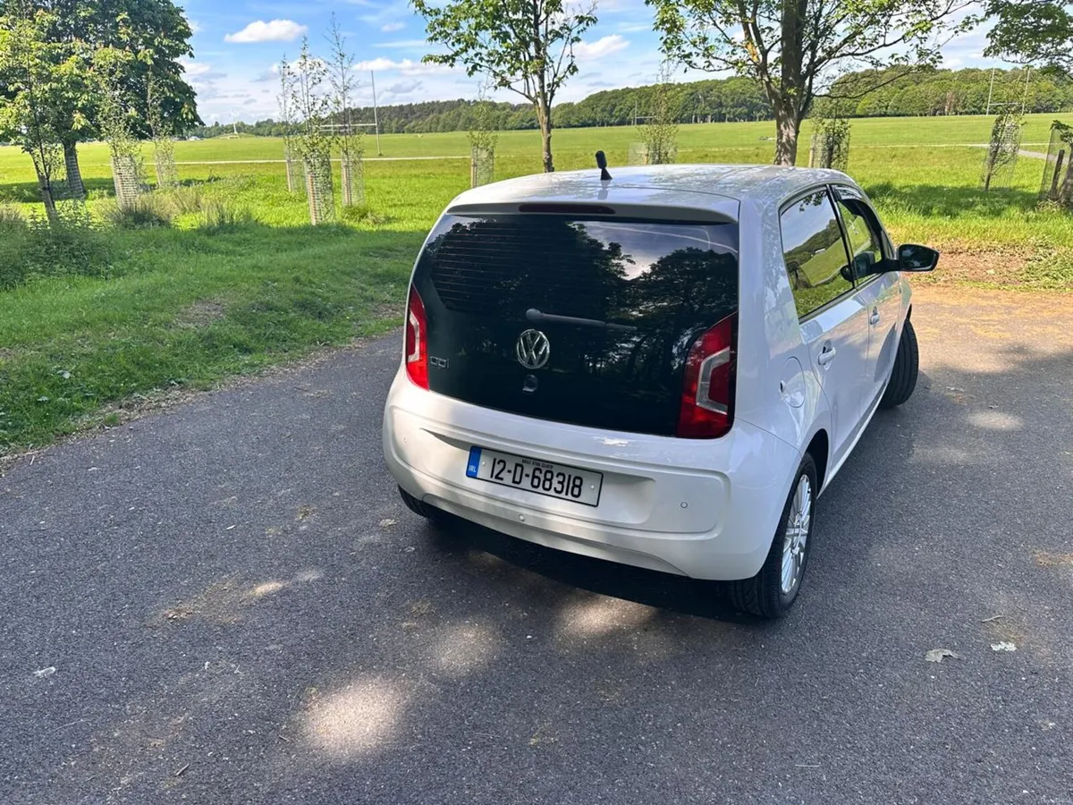 volkswagen up! 2012 low milage. Automatic - Image 4