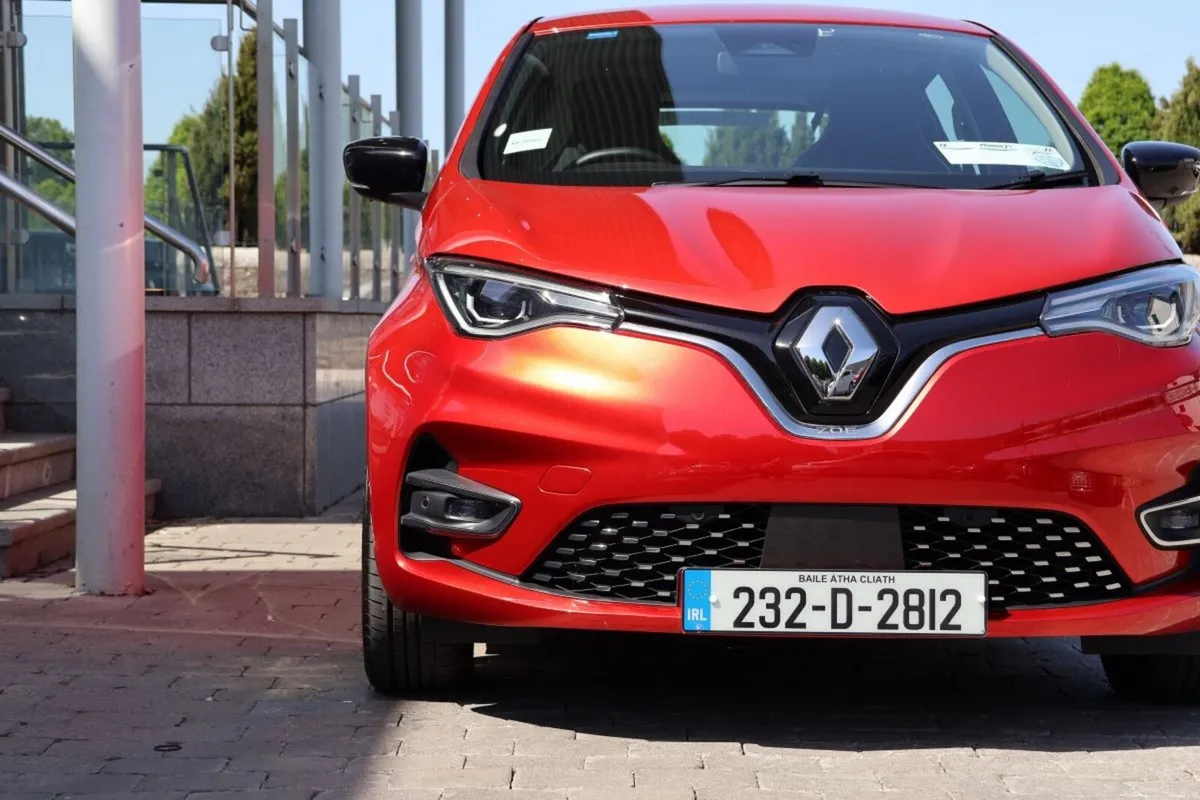 Renault Zoe Evolution R110 EV50, Fast Charge - Image 5