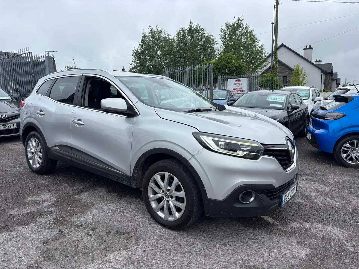 Renault Kadjar  2016  DIESEL  LOW  MILEAGE - Image 2