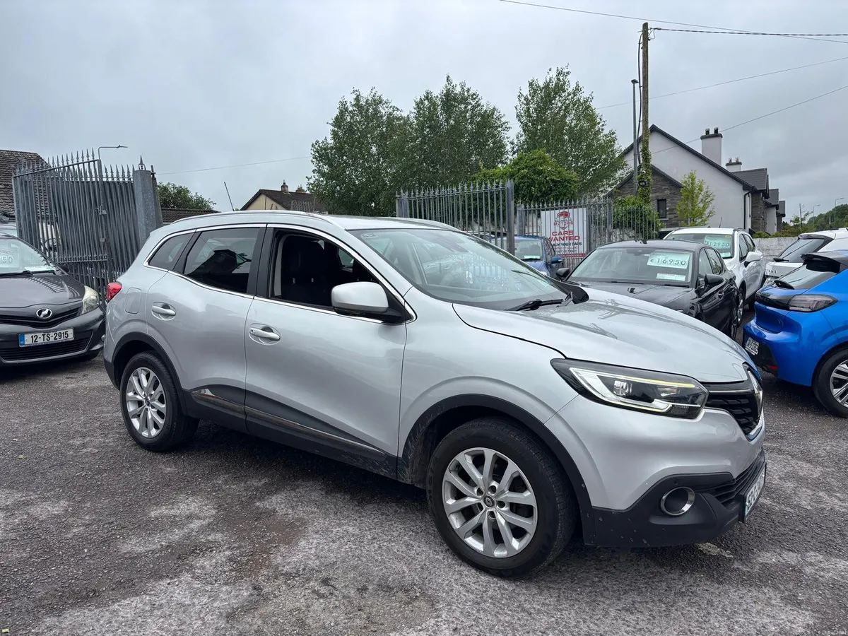 Renault Kadjar  2016  DIESEL  LOW  MILEAGE - Image 1