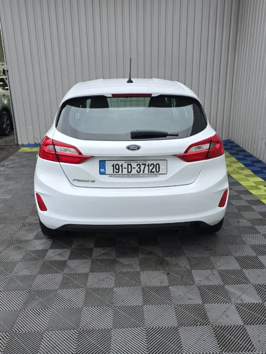 2019 Ford Fiesta Petrol 1.1 Ti-VCT Zetec - Image 4